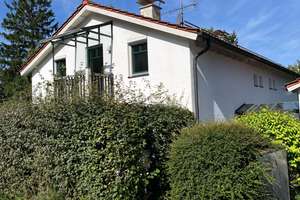 Einfamilienhaus mit großem Grundstück und wunderschönem Bergpanorama im Erbbaurecht zu vergeben! – Maria-Ward-Straße 6, 82441 Ohlstadt – Vorschaubild 1