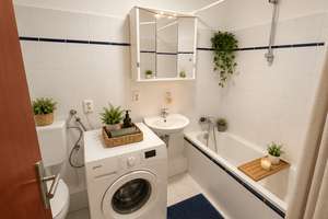 Schöne 2 Zimmer Eigentumswohnung mit 2 Balkone und Tiefgaragenstellplatz Nähe zu Uni auf Pachtland – Die vollständige Adresse der Immobilie erhältst du vom Anbieter., 23562 Sankt Jürgen, Lübeck – Vorschaubild 7