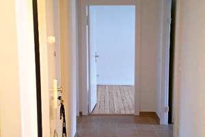3 Zimmerwohnung Nikolassee (grün und doch zentral) – Pfeddersheimer Weg 49, 14129 Nikolassee, Berlin – Vorschaubild 2
