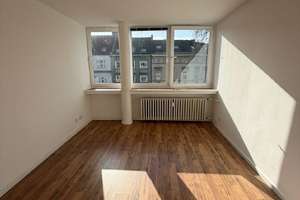 3-Zimmer-Wohnung am Chlodwigplatz! – Die vollständige Adresse der Immobilie erhältst du vom Anbieter., 50678 Neustadt/Süd, Köln – Vorschaubild 3