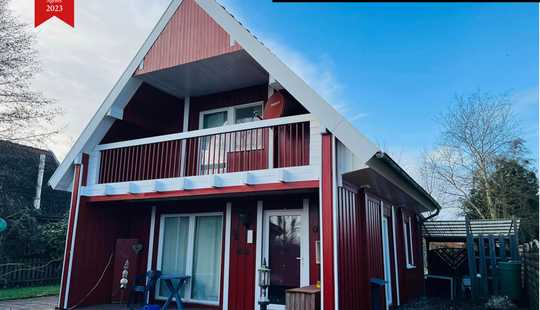 Bild von Ihre Auszeit am Kleinen Meer:
Modernes Haus mit kleinem Garten und Bootssteg