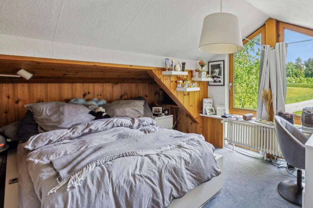 Immobilie in Icking - EFH mit ELW in Icking mit Garten / 7 Zimmer / ca. 915 m² Grundstück - Bild 1