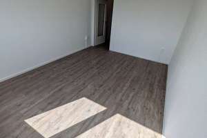 Gamigstraße 20 - helle 1,5 ZKB Wohnung im 7.OG -WBS- zu vermieten – Die vollständige Adresse der Immobilie erhältst du vom Anbieter., 1239 Prohlis-Nord, Dresden – Vorschaubild 2