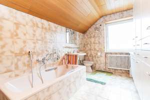Tolles und Großes Wohnhaus - mit PV-Anlage und großem Wintergarten!  – Die vollständige Adresse der Immobilie erhältst du vom Anbieter., 86510 Ried – Vorschaubild 12