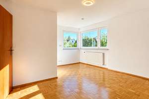Gelegenheit | Charmantes Einfamilienhaus mit traumhaftem Südwestgarten in ruhiger Lage von Trudering – Die vollständige Adresse der Immobilie erhältst du vom Anbieter., 81827 Waldtrudering, München – Vorschaubild 9