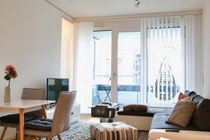 Wohnen oder Vermieten im schicken PRAEDIUM - 2-Zi plus Einbauküche, Loggia, TG-Stellplatz, Concierge – Europa-Allee 103, 60486 Gallus, Frankfurt am Main – Vorschaubild 3