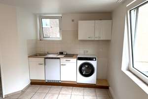1-Raum Apartment in Aachen, Adalbertsteinweg zu vermieten mit neuer Pantryküche und Waschmaschine ! – Adalbertsteinweg 56, 52070 Adalbertsteinweg, Aachen – Vorschaubild 2