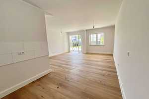 CHARMANTE GARTENWOHNUNG  - 3 ZiKDB - PARKETT - TERRASSE- STP -ERSTBEZUG NACH  SANIERUNG – Krefeld – Vorschaubild 3
