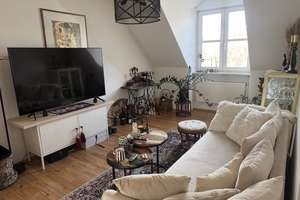 Befristetes und möbliertes Wohnen in charmanter Altbauwohung im Boho Stil in Laim