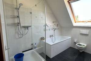4,5-Zimmer-Wohnung in Oberhausen – Emdenstraße 10, 46145 Sterkrade-Mitte, Oberhausen – Vorschaubild 2