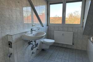 Attraktive 3-Zimmer-Dachgeschosswohnung mit großzügigem Schnitt – Brettergartenstraße 65, 90427 Schniegling, Nürnberg – Vorschaubild 5
