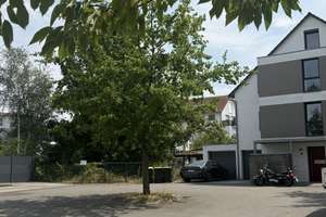 Ideale Kapitalanlage-Attraktive, vermietete 2-Zi-Dachgeschossw.  mit Balkon, Stellplatz, Aufzug uvm. – Friedlandstraße 9, 74177 Bad Friedrichshall – Vorschaubild 2