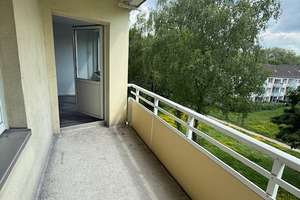 Zeit zum Entspannen! Moderne 2-Zi.-Wohnung! Traumhafter Ausblick! Balkon in abs. ruhiger Süd-Lage! – Schwarzenberger Straße 31, 47226 Rheinhausen-Mitte, Duisburg – Vorschaubild 8