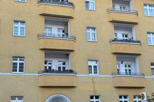 Altbauklassiker+Johannisthal+3.5 Zimmer + Loggia + 15 min BER Provisionsfrei