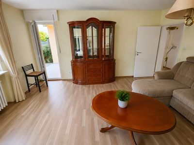 ***Gemütliche 3-Zimmer-Wohnung mit Gartenanteil und Terrasse***