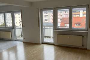***Licht, Raum + Lieblingsküche***3-Zi.-Eigentumswohnung in  der beliebten Karlsruher Oststadt*** – Striederstrasse 13a, 76131 Oststadt, Karlsruhe – Vorschaubild 3