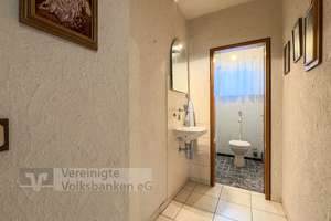 VIEL PLATZ MIT TOLLER AUSSICHT IN PFULLINGEN! – Die vollständige Adresse der Immobilie erhältst du vom Anbieter., 72793 Pfullingen – Vorschaubild 25