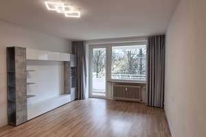 Teilmöblierte, provisionsfreie 2-Zimmer-Wohnung mit Balkon, EBK u. Tiefgarage in München-Bogenhausen – Ostpreußenstraße 89, 81927 Englschalking, München – Vorschaubild 2