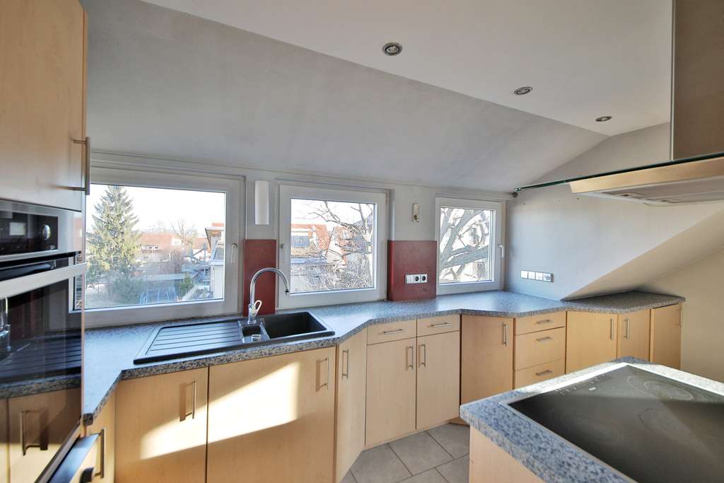 Immobilie in Filderstadt - Helle Wohnung mit Balkon & Einbauküche – sofort bezugsfrei - Bild 1