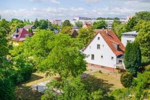 Einfamilienhaus mit Vollkeller und Garage auf großzügigem Grundstück – Die vollständige Adresse der Immobilie erhältst du vom Anbieter., 12683 Biesdorf, Berlin – Vorschaubild 4