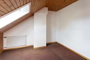 Familienfreundliches Reihenmittelhaus mit sonnigem Garten und viel Raum zum Leben – Die vollständige Adresse der Immobilie erhältst du vom Anbieter., 41466 Reuschenberg, Neuss – Vorschaubild 17