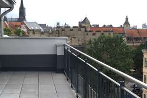 Luxuriöse 3-Zimmer-Penthousewohnung mit Einbauküche & Waschtrockner, Klimaanlage und Markiesen – Ebertplatz 4, 50668 Neustadt/Nord, Köln – Vorschaubild 2
