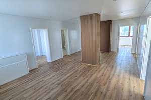 Wohnen mit Charakter: Großzügige 5-Zimmer-Wohnung in Pforzheim – Werner-Siemens-Straße 13, 75173 Südweststadt, Pforzheim – Vorschaubild 2