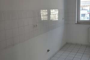 Traumhafte 3-Zi-Whg., bezugsfertig, ruhig, sonnig, Parkett neu - prov.frei – Bautzener Str. 28, 80997 Moosach-Bahnhof, München – Vorschaubild 5