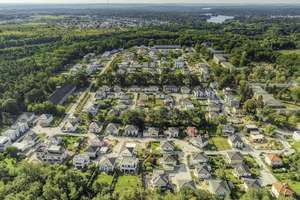 Design-Townhouse in exklusivem Villenpark – Idyllisch Wohnen mit viel Platz, Terrasse und Garten – Die vollständige Adresse der Immobilie erhältst du vom Anbieter., 14476 Groß Glienicke, Potsdam – Vorschaubild 9
