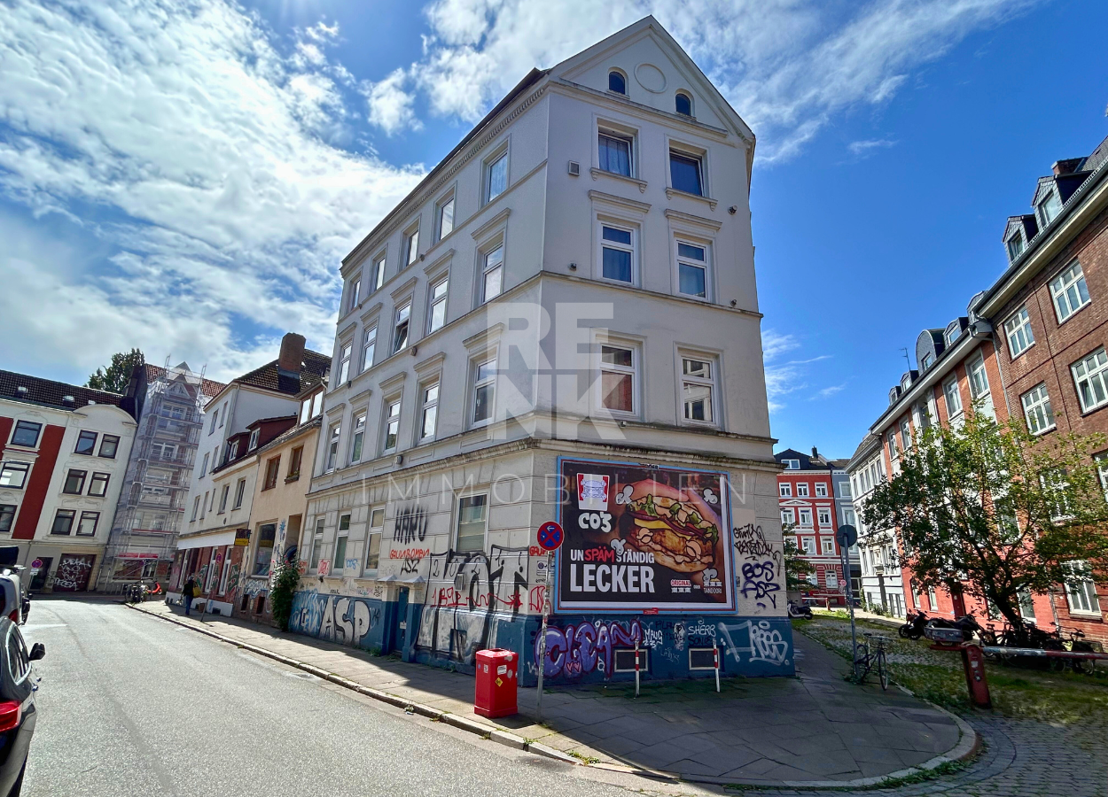 TOP Lage in Ottensen: Mehrfamilienhaus aus der Gründerzeit mit Ausbaupotenzial im Dachgeschoss, Hamburg – Bild 4