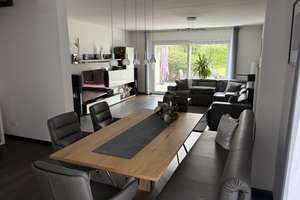 Modernes Wohnen: Möblierte Doppelhaushälfte mit Garten & Garage in Düsseldorf-Urdenbach – 40595 Urdenbach, Düsseldorf – Vorschaubild 16