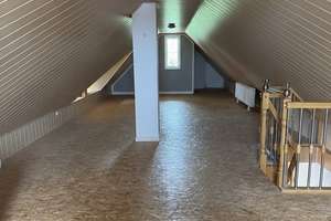 Lebendiges Wohnen: 3-Zimmer-Dachgeschosswohnung in Dillingen an der Donau – 89407 Dillingen an der Donau – Vorschaubild 6