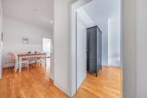 Lebendiges Viertel: 2-Zimmer-Wohnung in Flingern-Nord – Die vollständige Adresse der Immobilie erhältst du vom Anbieter., 40235 Flingern Nord, Düsseldorf – Vorschaubild 2