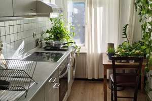 1,5 Monat Untermiete-1-Zimmer Wohnung mit Balkon in Berlin-Friedrichshain – Die vollständige Adresse der Immobilie erhältst du vom Anbieter., 10245 Friedrichshain, Berlin – Vorschaubild 2