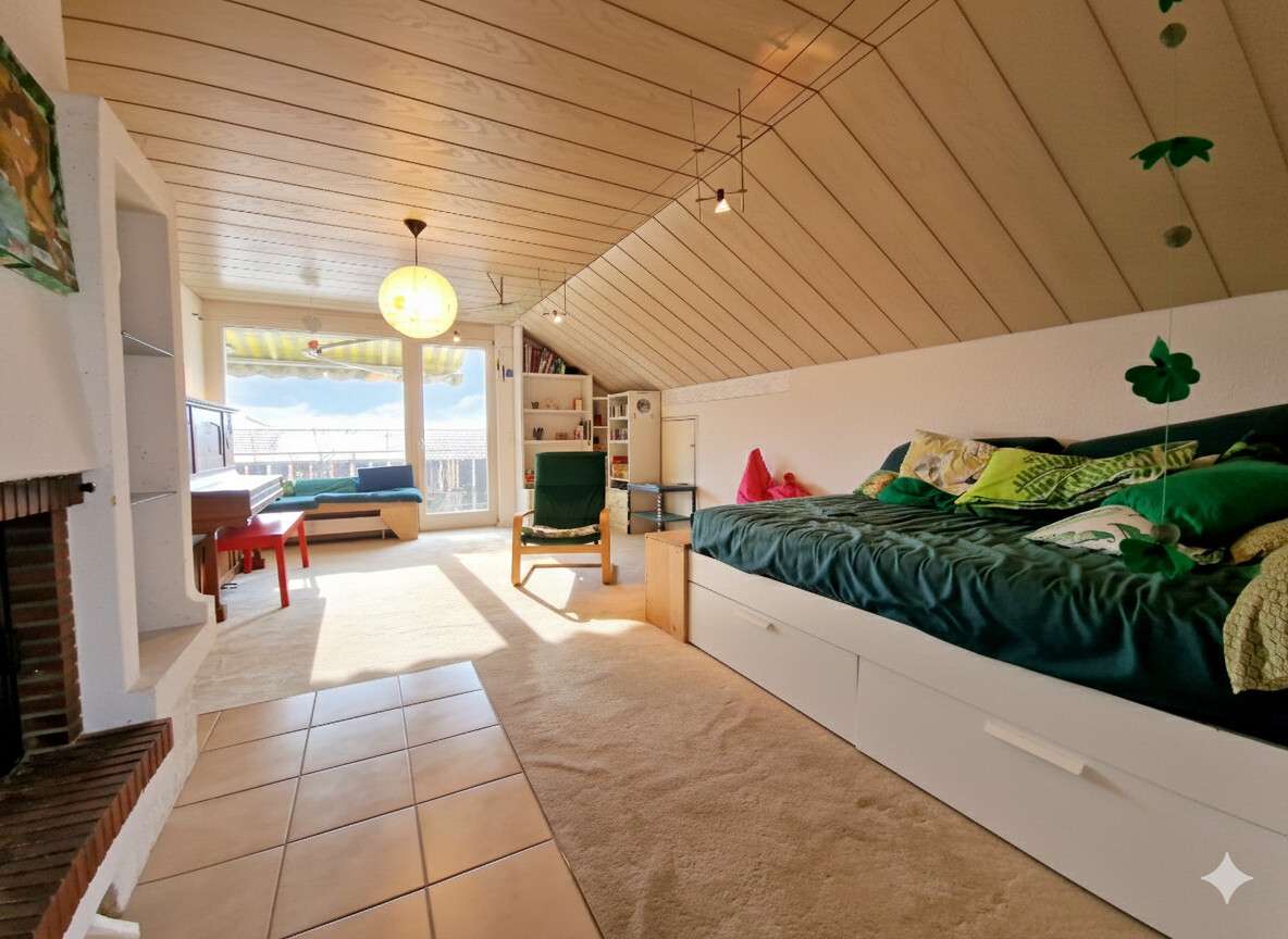 Immobilie in Grenzach-Wyhlen - Interessante Chance in Grenzach-Wyhlen: 4-Zi-Wohnung, 2 Balkone, Einbauküche, Garage! - Bild 2