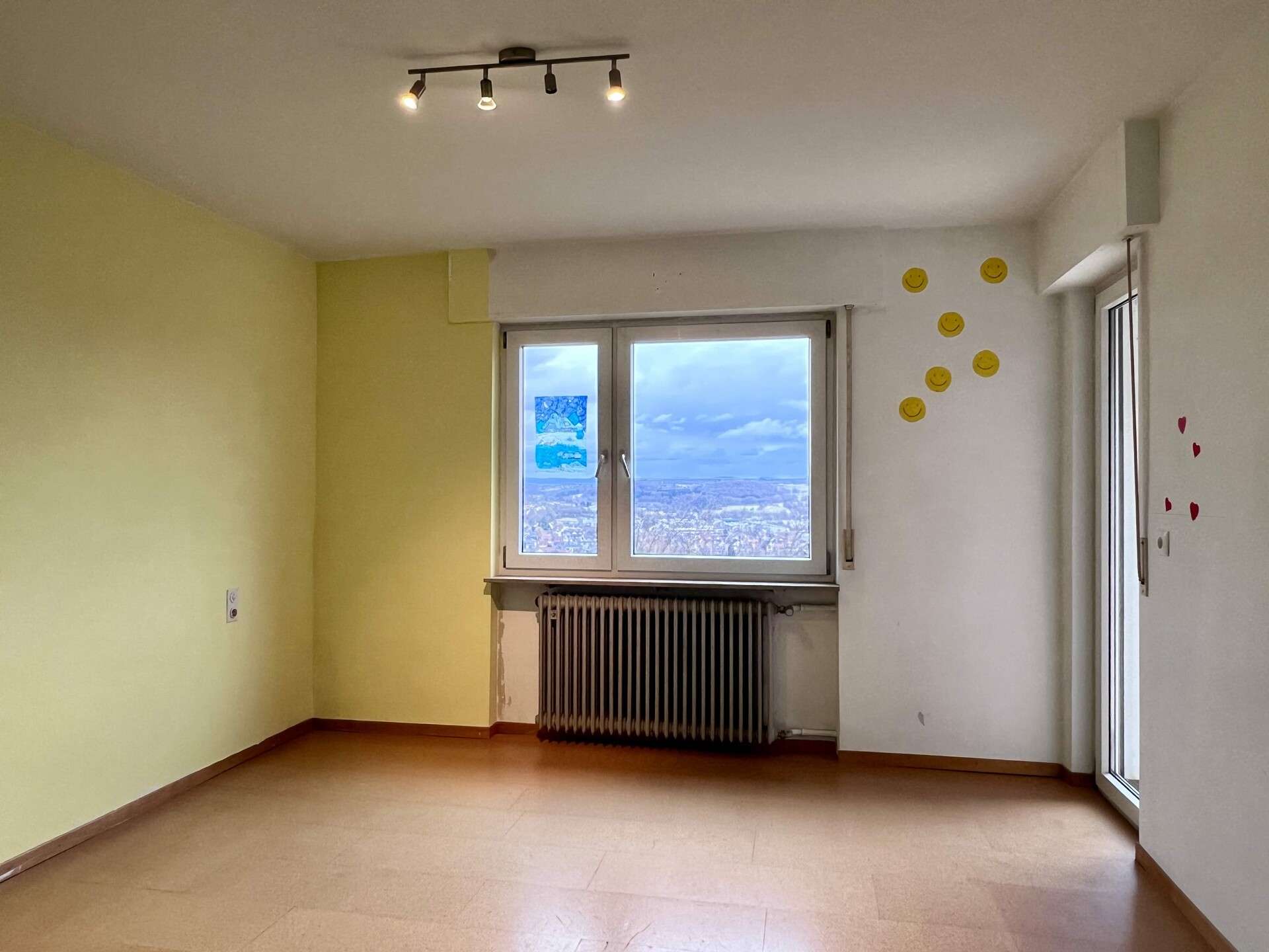 Immobilie in Reichenbach an der Fils - Reichenbach/Fils: 2FH + ELW in herrlicher Aussichtslage. Siegenberg. Großes Grundstück. 2 Garagen. - Bild 4