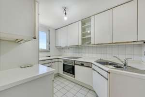+++ frisch renoviert - DG-Maisonette-Galerie - Fußboden-Hzg. - 2 Bäder - Blk. & Fernblick - EBK +++ – Wikingerweg 2, 70439 Stammheim-Süd, Stuttgart – Vorschaubild 17