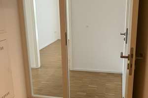BOTHFELD | helle 4-Zimmer-Wohnung mit Parkettfußboden und Balkon  – Abendseglerweg  9, 30657 Bothfeld, Hannover – Vorschaubild 2