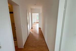 3-Raum-Wohnung mit Balkon und Parkplatz in Frankfurt am Main  – 65931 Zeilsheim, Frankfurt am Main – Vorschaubild 6