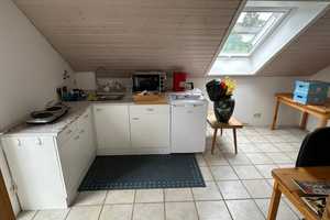 ++ Lichtdurchflutetes 1-2-Parteienhaus mit 2 Garagen, Carport und großem Garten in Ortsrandlage ! ++ – Südliche Weinstraße (Kreis) – Vorschaubild 41