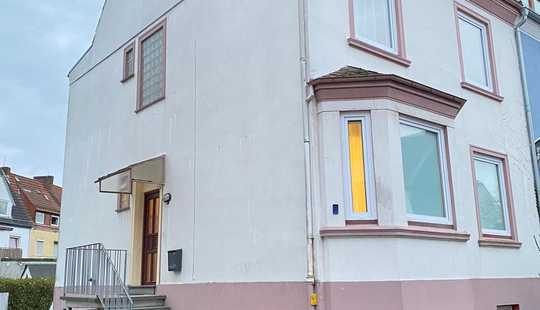 Bild von Geräumige, Schöne 11-Zimmer-Doppelhaushälfte in Bremen Ohlenhof