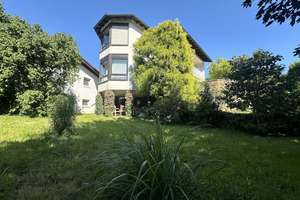 Großzügiges Wohnhaus mit tollem Garten und zusätzlichem Baugrundstück mit Entwicklungspotenzial! – Die vollständige Adresse der Immobilie erhältst du vom Anbieter., 69239 Neckarsteinach – Vorschaubild 1