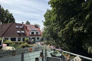 Helle 2-Zimmer Wohnung mit Balkon und EBK in Düsseldorf-Wersten