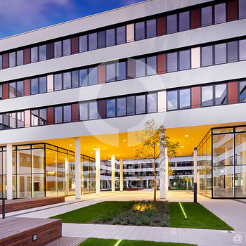 Exzellente Bürofläche in Green Building. combine Transaction