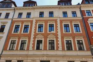 Gemütliches 2-Zimmer-Wohnung mit EBK und Tageslichtbad mit Dusche & Wanne