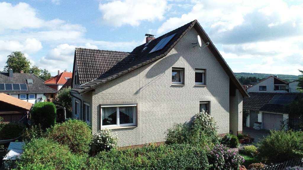 Immobilie in Evessen - Einfamilienhaus mit 7 Zimmern in Evessen - Bild 4