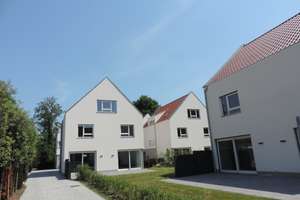 Wohnen auf höchstem Niveau – exklusives Einfamilienhaus – Die vollständige Adresse der Immobilie erhältst du vom Anbieter., 61138 Niederdorfelden – Vorschaubild 38