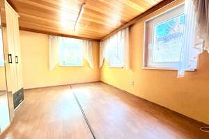 Charmantes Anwesen mit viel Platz und vielseitigem Entwicklungspotenzial in Creußen – Die vollständige Adresse der Immobilie erhältst du vom Anbieter., 95473 Creußen – Vorschaubild 8