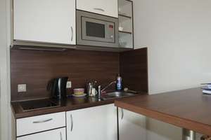 Möbliertes Apartment in gepflegten Zustand, vermietet, ca. 4 % Rendite – Die vollständige Adresse der Immobilie erhältst du vom Anbieter., 80807 Milbertshofen, München – Vorschaubild 8