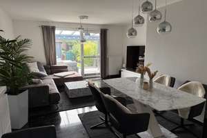 sehr schönes, hochwertig renoviertes Reihenmittelhaus in toller Lage zu verkaufen – Die vollständige Adresse der Immobilie erhältst du vom Anbieter., 41065 Lürrip, Mönchengladbach – Vorschaubild 1